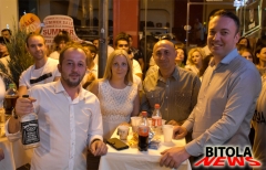 b 3