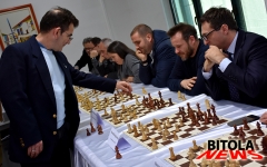 simultanka 12
