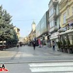 Фото на денот: Широк сокак, 9 часот, 9 степени