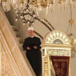 Верниците од муслиманска вероисповед од Битола со утринска-бајрамска молитва за Рамазан Бајрам