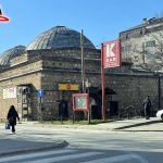 Фото на денот: кај дебојот, 10 часот, 10 степени